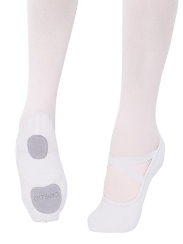 Capezio Hanami Canvas Ballet Shoe White dancer en demi 