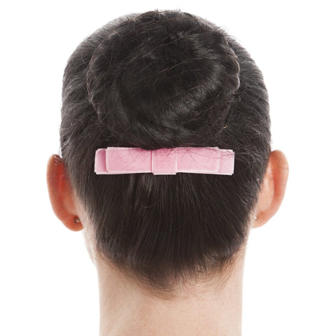 Ballet model wearing Velvet Hair Bow by MIMY Ballet Pink back view